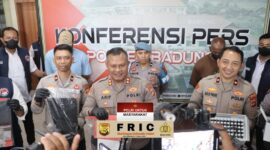 Foto: Kapolres Badung AKBP M. Arif didampingi Kapolsek Kuta Utara (Red/Humas Res Badung)